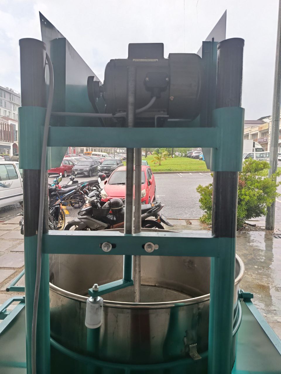 MATAF MTF-MC13 MULTIPURPOSE COOKER 160 LITRE C/W 36" S/S WOK & TEFLON STIRRER