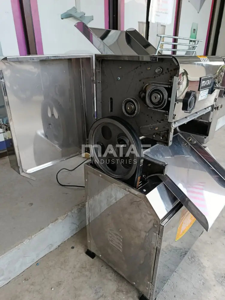 MATAF MTF-BM300 ELECTRIC DOUGH FLATTENER MACHINE